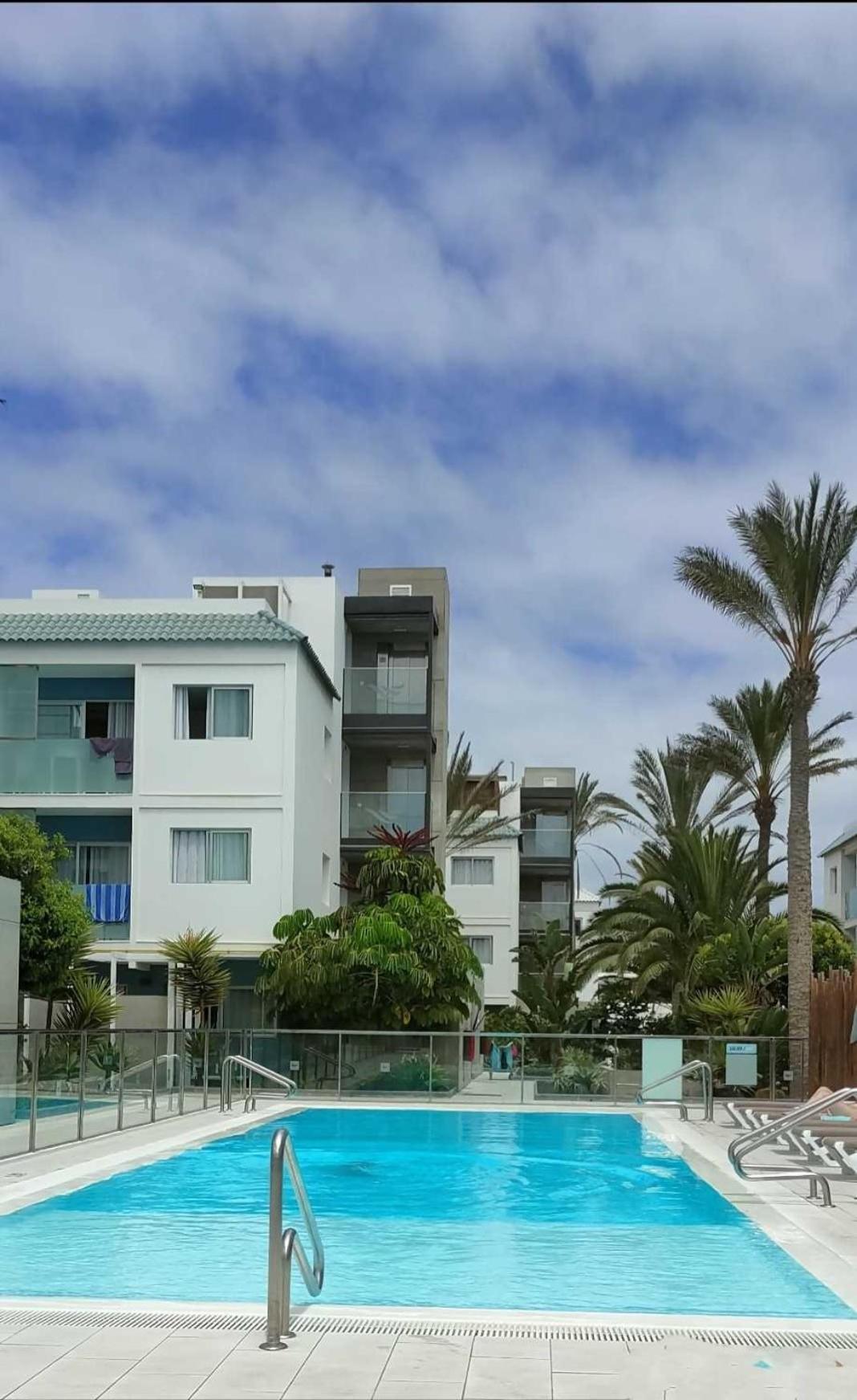 Ocean Sunset Bristol Apartment Коралео Екстериор снимка